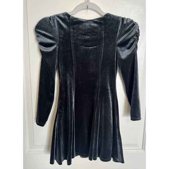 ZUNIE Kids Shirred Puff Sleeve Dress Big Girl Velvet Velour Swing Twist Gray 7 - Picture 2 of 8